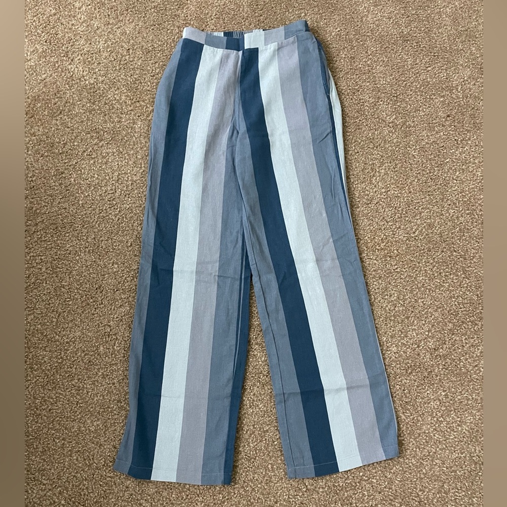 Beautiful blue linen pants, size S, basically brand new!
